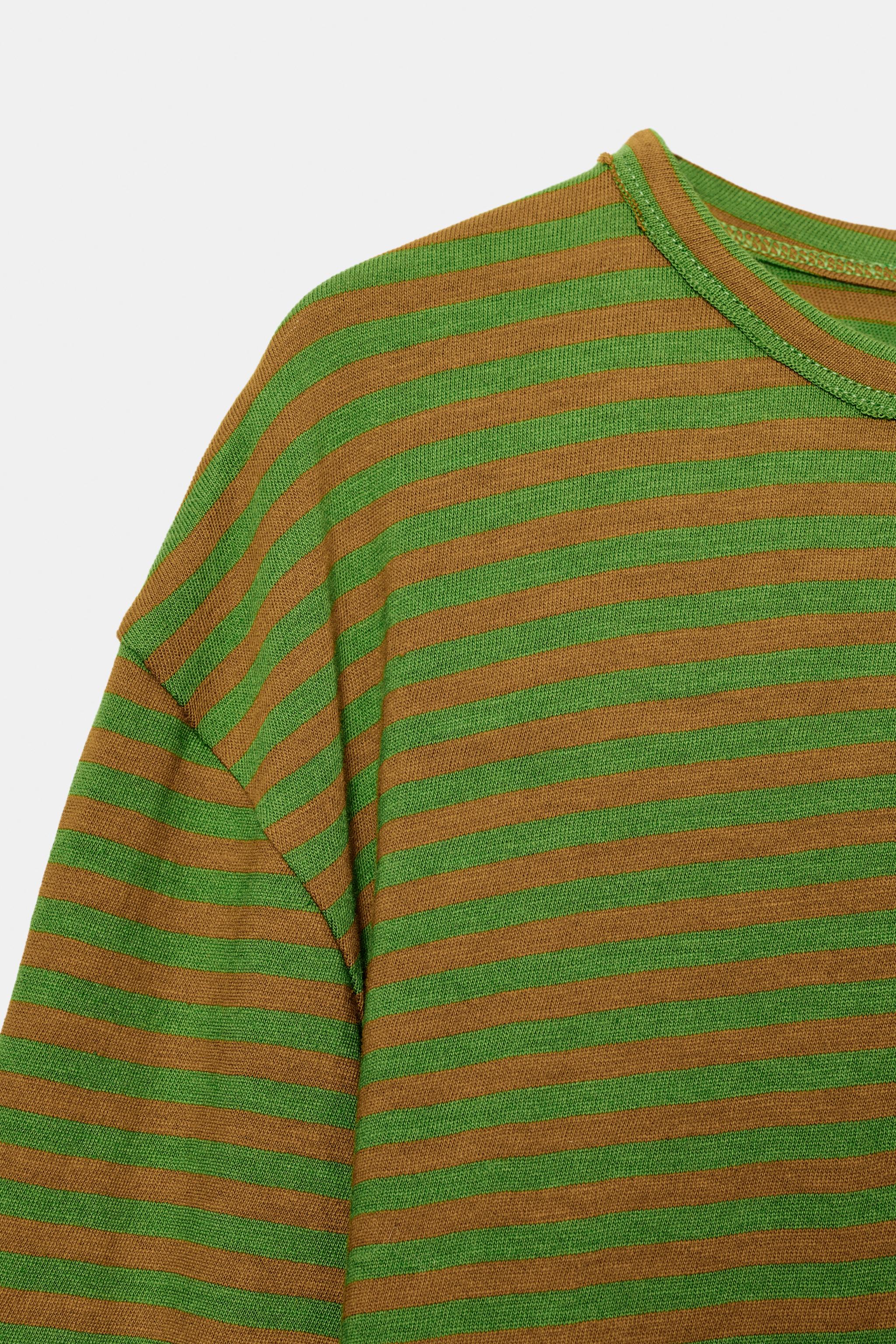 OVERSIZED STRIPED T-SHIRT
